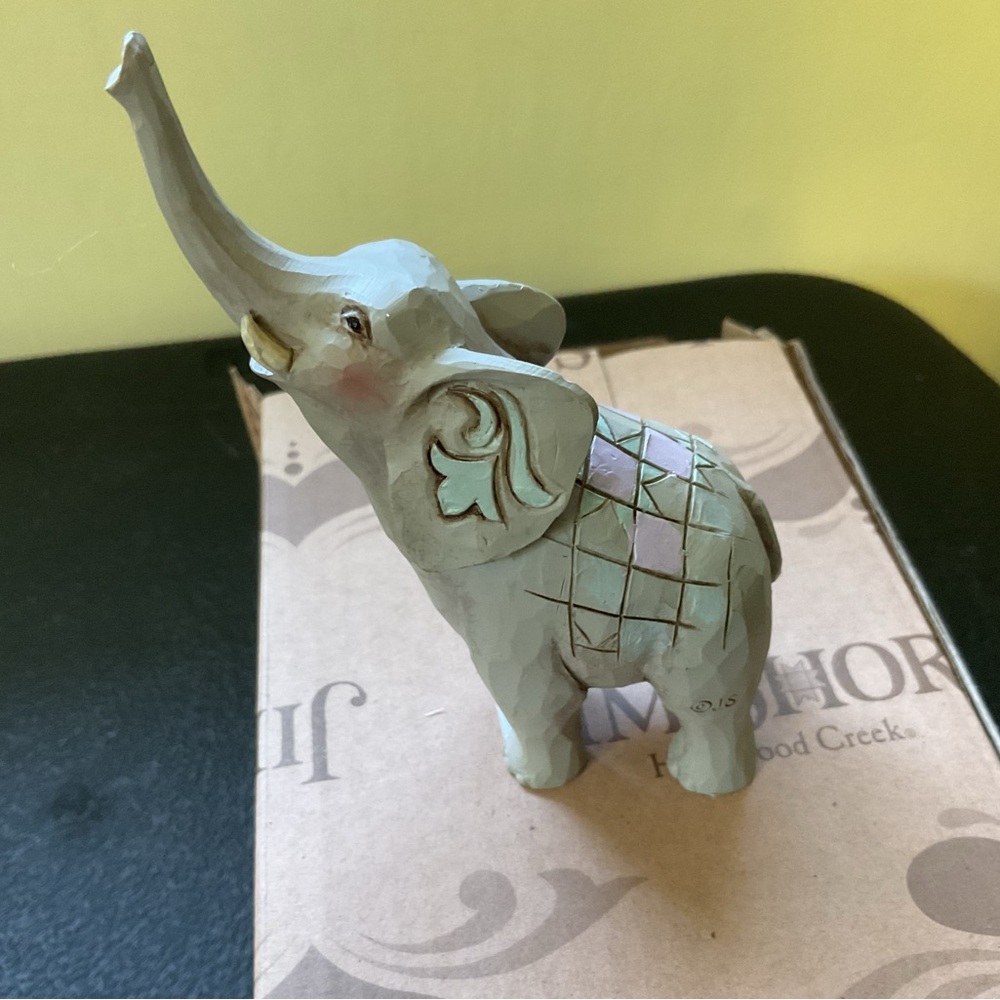 NIB Jim Shore Elephant Raised Trunk Figurine Heartwood Creek